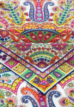 Circular Paisley 140x140 - multi colour (beige)