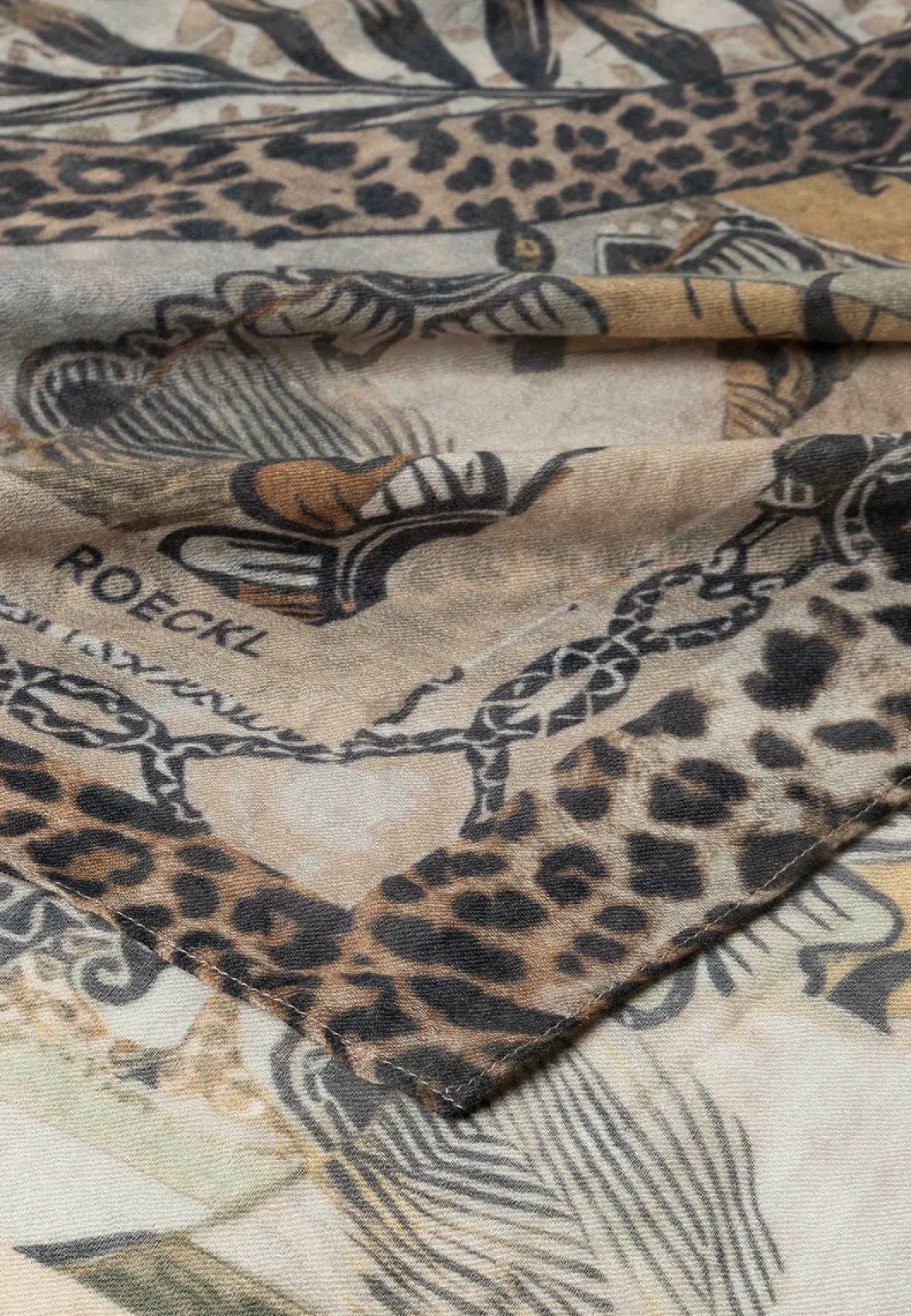 Wild Elephant 140x140 - multi cashmere (beige)